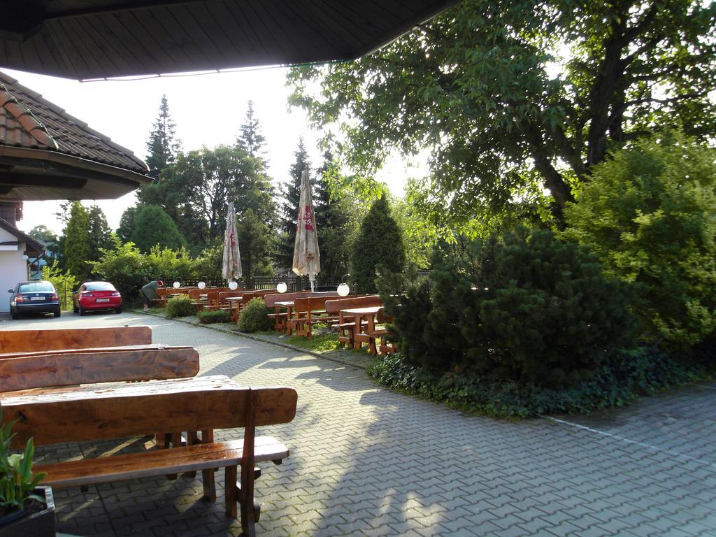 Penzion A Restaurace U Veterana Frenštát pod Radhoštěm Exteriér fotografie